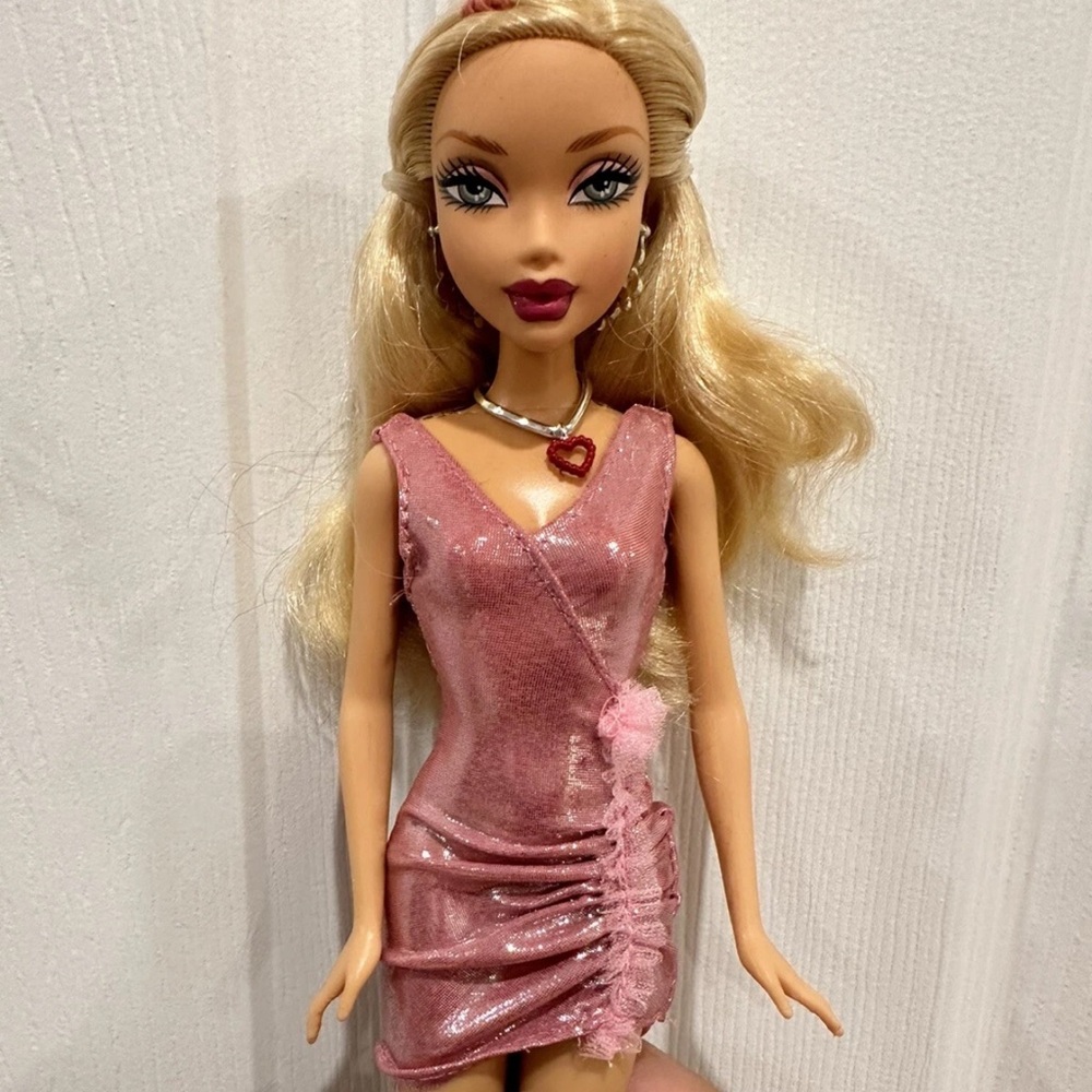 2/$85 vintage my scene doll 💕